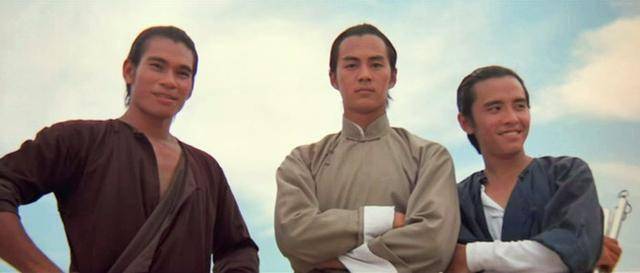 自1971年开始,狄龙和姜大卫以"双侠"的模式,开始了属于自己的武侠