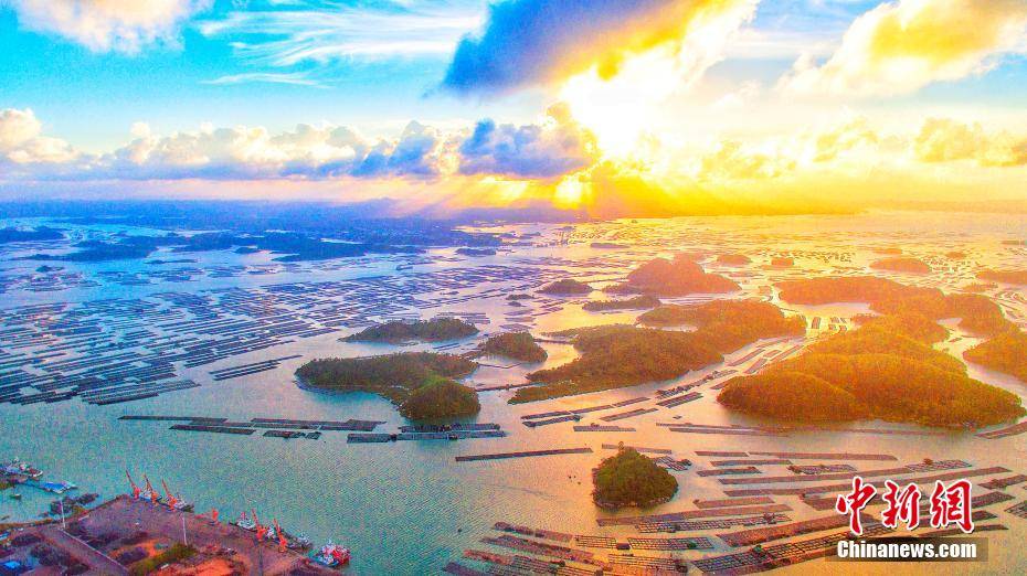 航拍广西钦州七十二泾 百岛交错美轮美奂