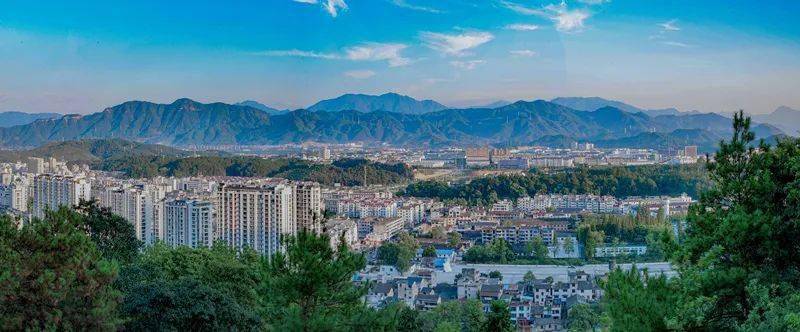 龙泉这个亿元村!_南秦