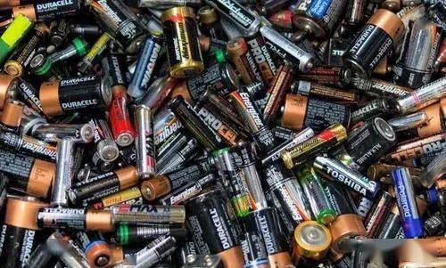 5号,7号电池,因具生产已达到国家低汞或无汞技术要求,现作为其他垃圾