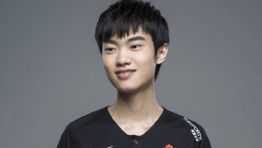 k皇事件不到3天临界再次发文,聊天记录暴露本质,网友:笑了_knight