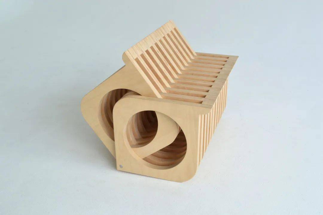 【现代家具】形态多变飞鱼椅_设计