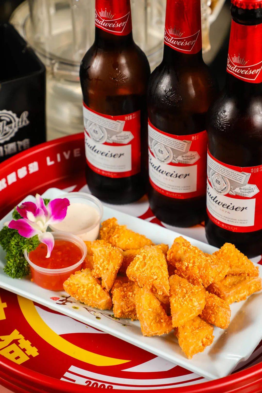 9元抢价值187元酒水套餐!年轻人的深夜乌托邦,今晚不回家!