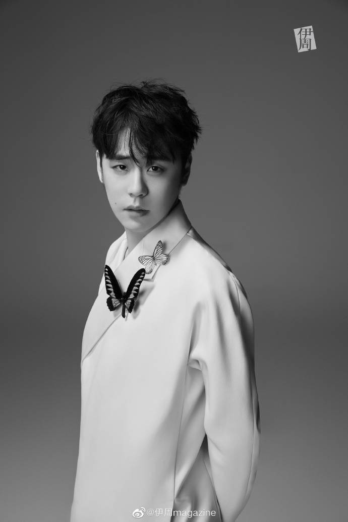 张云雷《伊周》六月刊内页大片公开 少年如玉,见之不忘