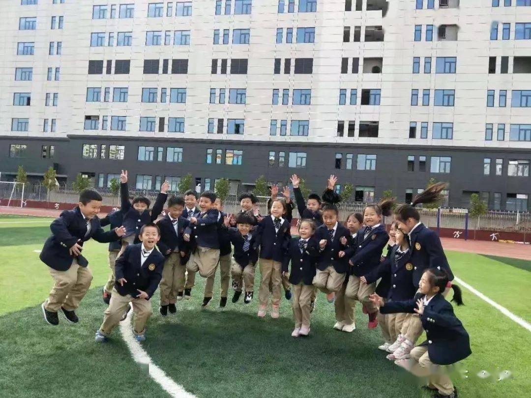 霸州市东方金子塔学校小学部15年级火爆招生中名额有限预报从速