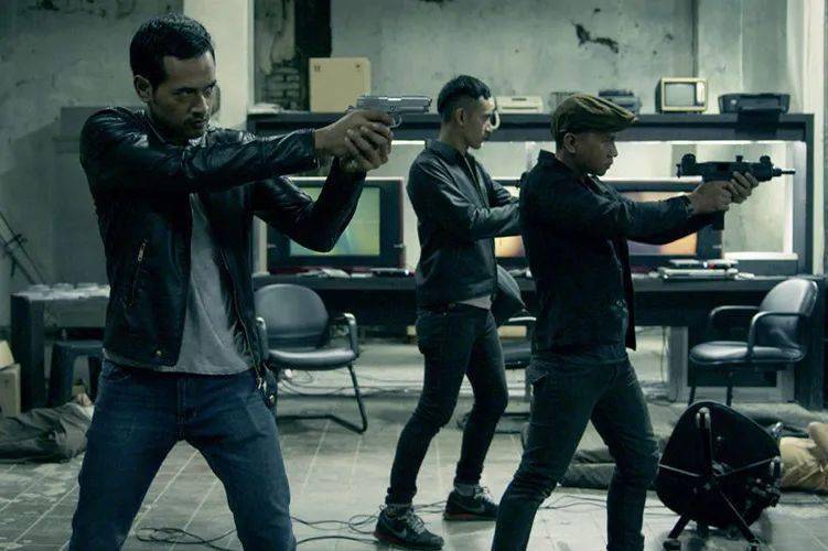 暴力美学为何频繁出没于时尚领域