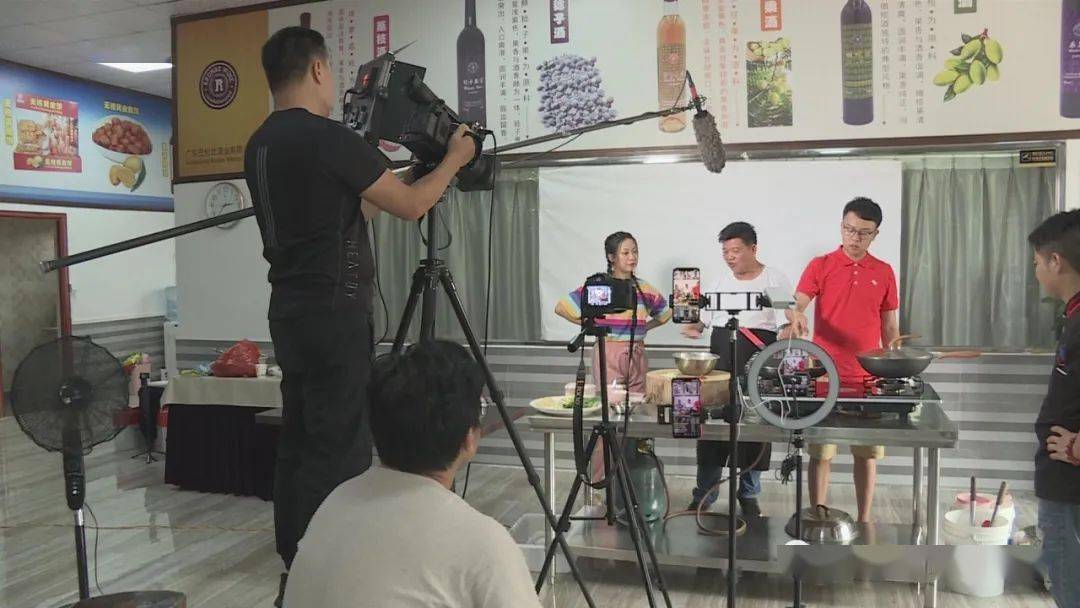 舅父新又双叒来郁南寻味啦鲜果变佳肴