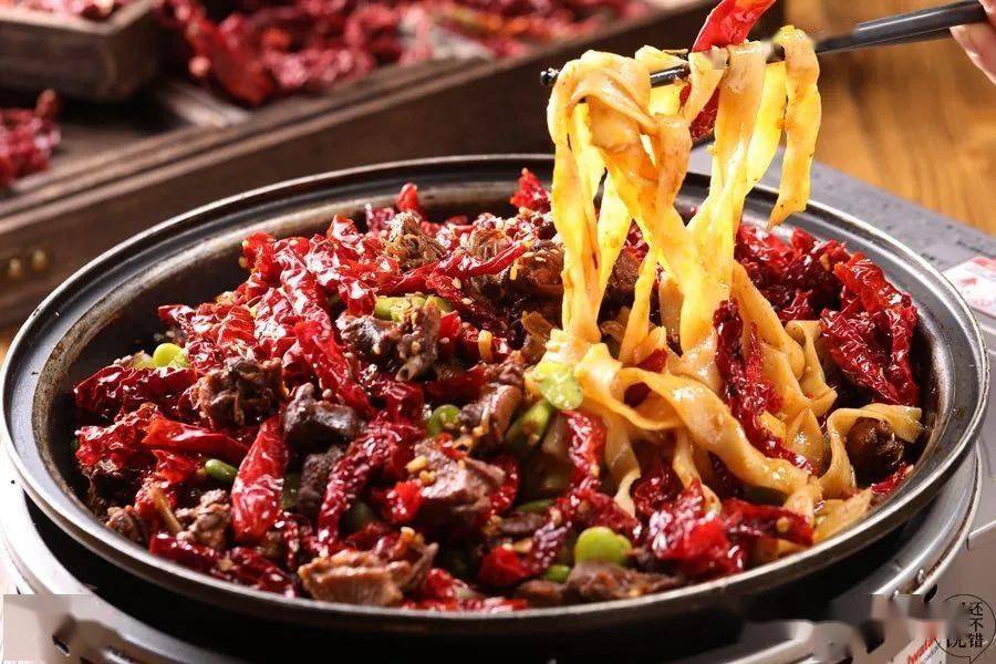 银川大阅城中街有家音乐餐厅巨说还不错