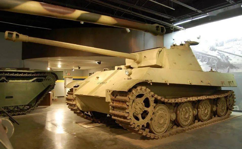 那些幸存下来的老虎们——世界各地现存二战德军豹式坦克图集(下)