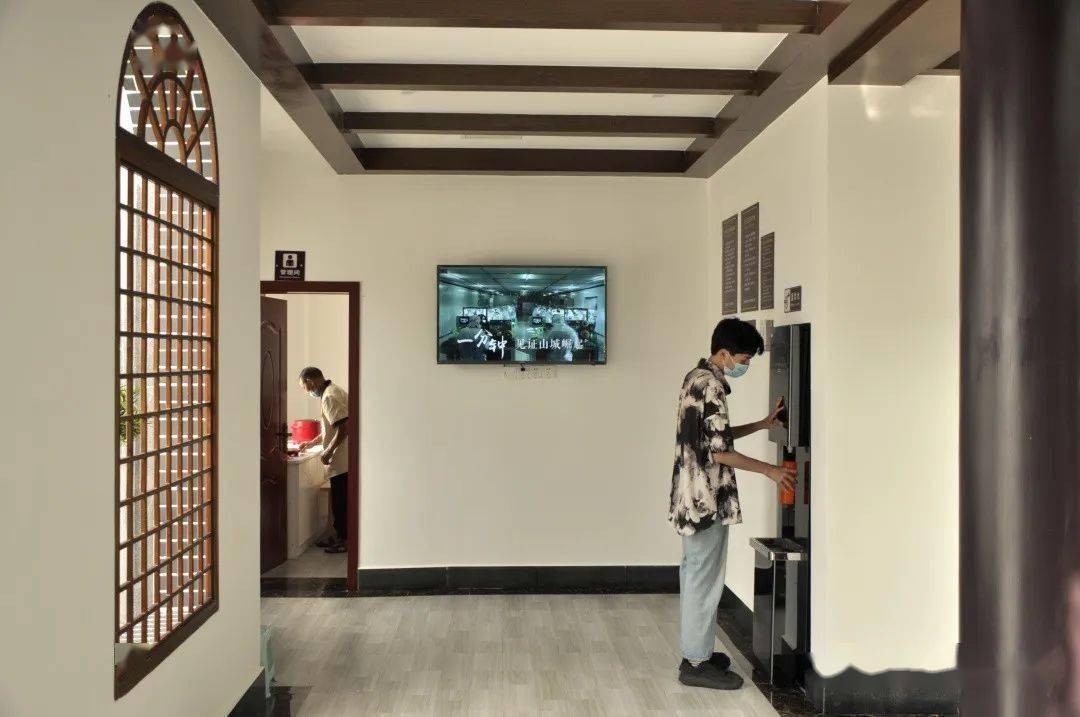 璧山又一座民国风标准化公厕建成投用