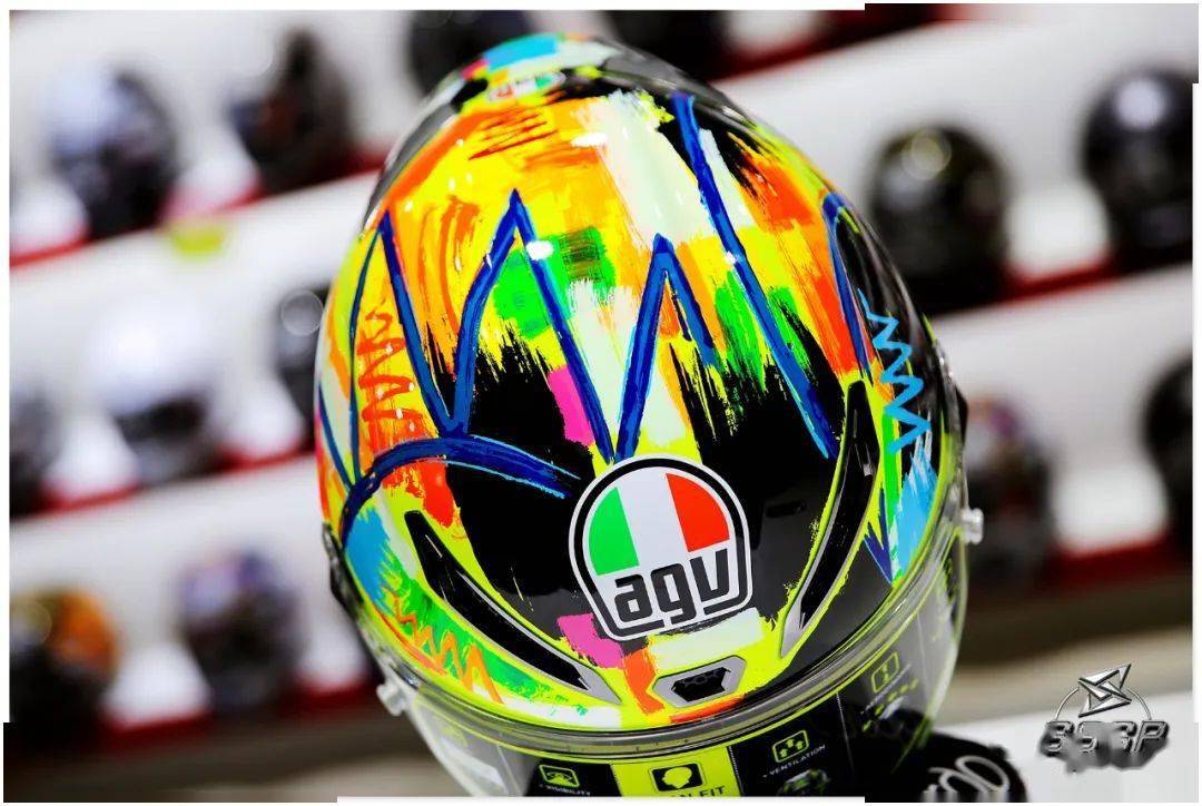 agvvalentinorossi涂鸦日月元素不可缺席彩绘解析