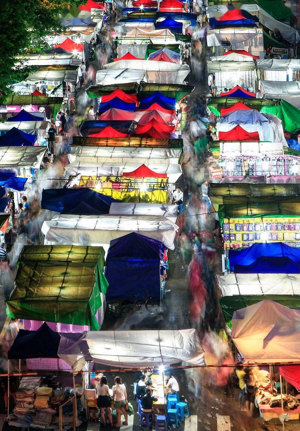 地摊经济让城市更有烟火气02