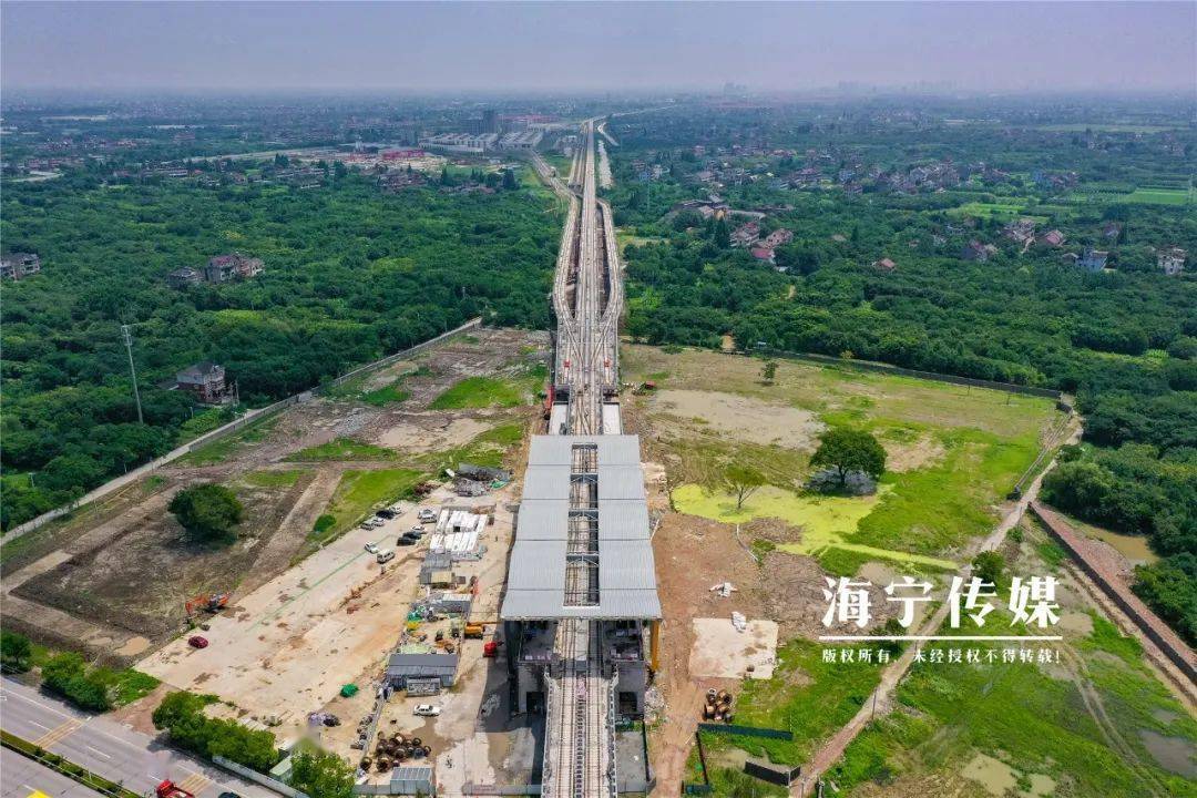 它是 连接起杭州与海宁的新干线,承载着海宁社会经济腾飞和杭州大