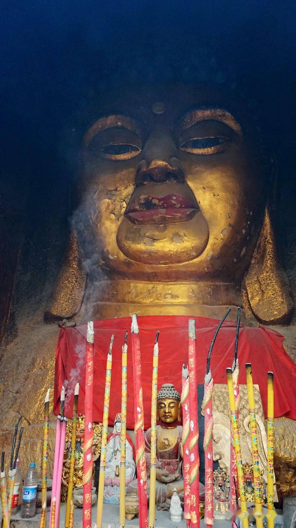 的我更喜欢佛慧山,因为佛慧山现存多处古迹,它们更是泉城济南的见证