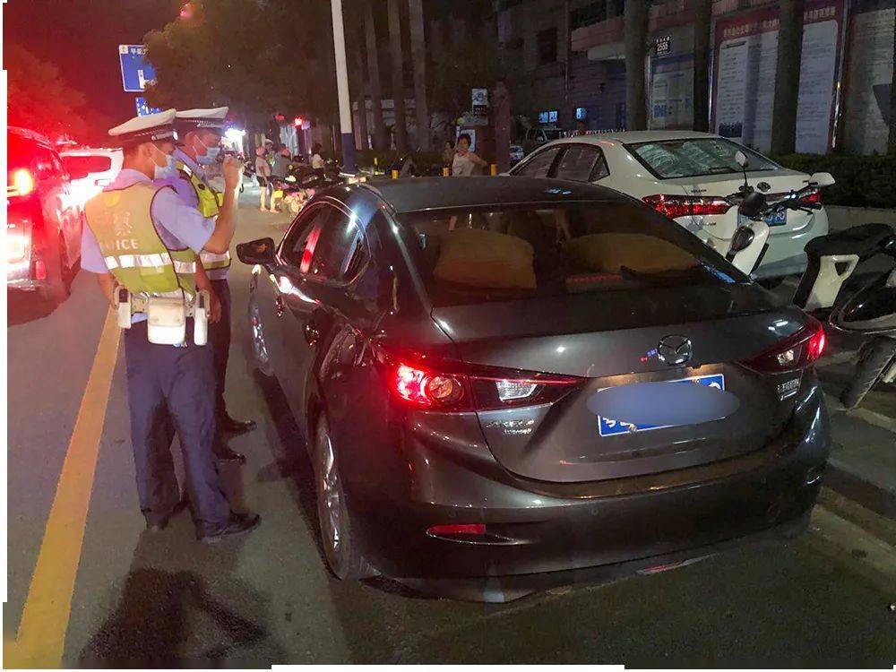惠东街坊交警查车行动了