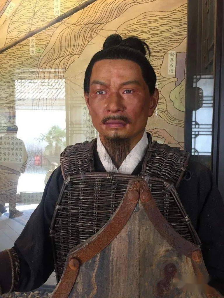 沈坤状元府的状元兵据史料载,公元1524年至1567年间,倭寇频繁地侵扰