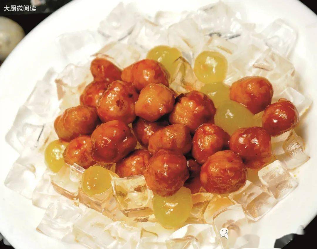 制作简易,造型美观 一口下去冰沁心脾 绝对透心凉心飞扬~ 冰镇咕噜肉