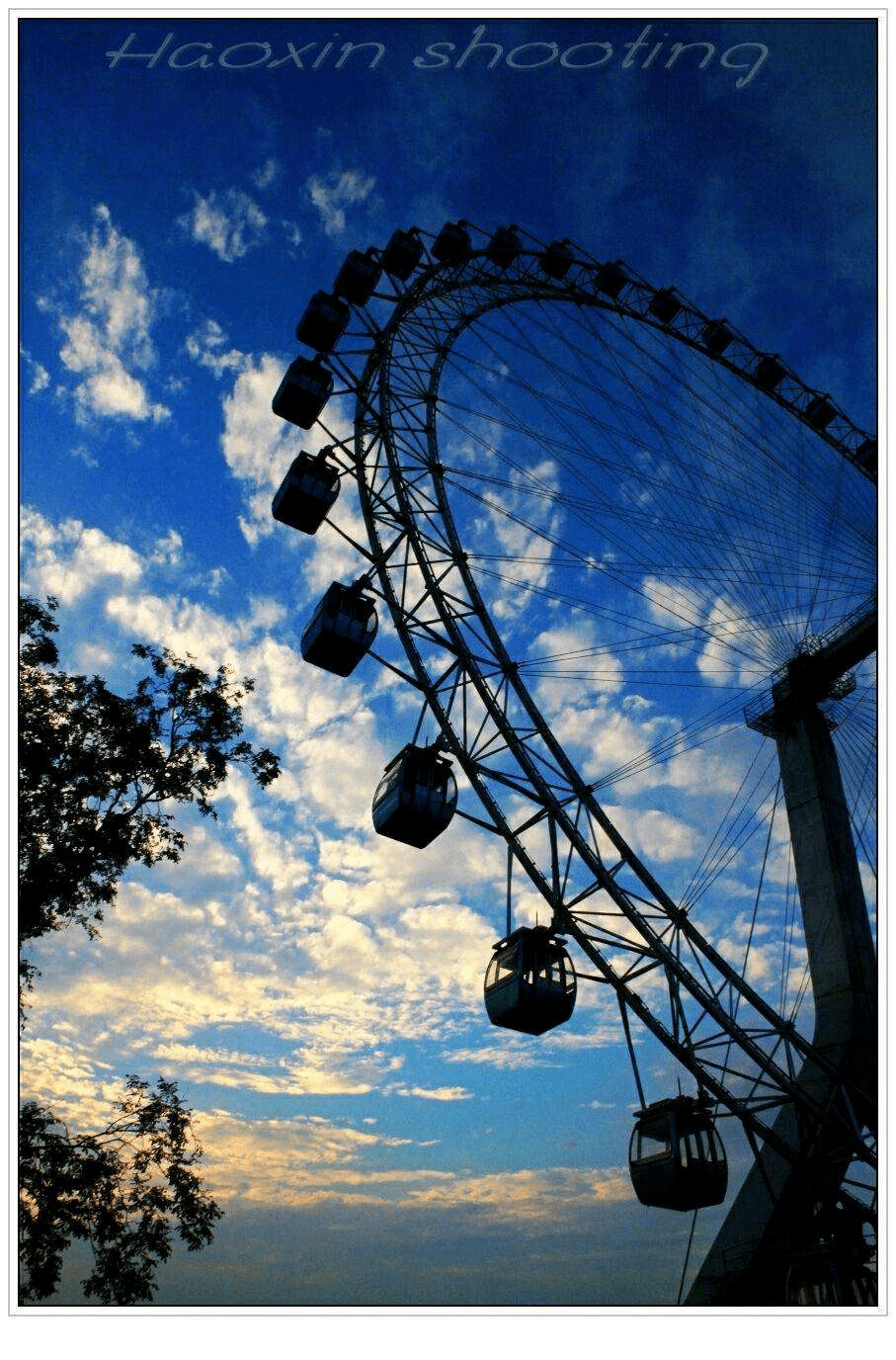 遂宁摩天轮上发生的一幕也太让人羡慕了吧