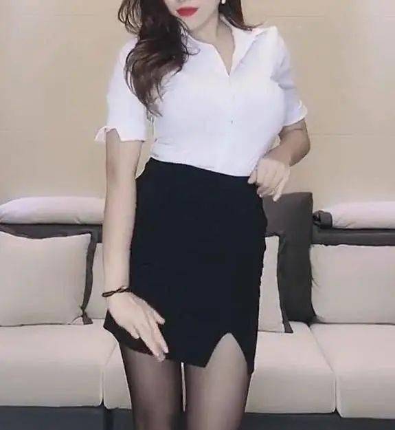 品质不输muji的白衬衫,比基本款时髦百倍!不经意的性感最要命