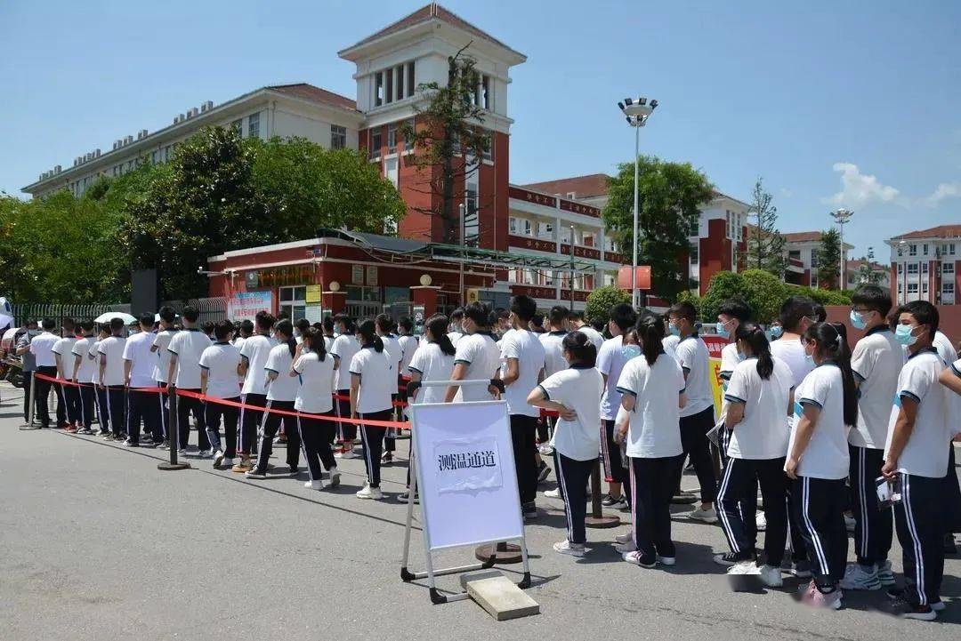 今天汉中27万余人参加高考这三点请牢记