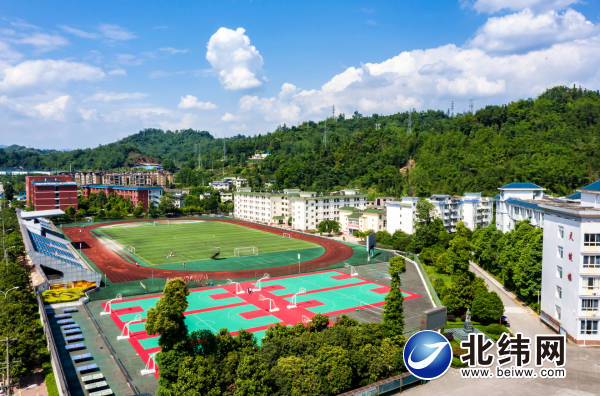 四川省天全中学多举措提升高三年级教育教学质量