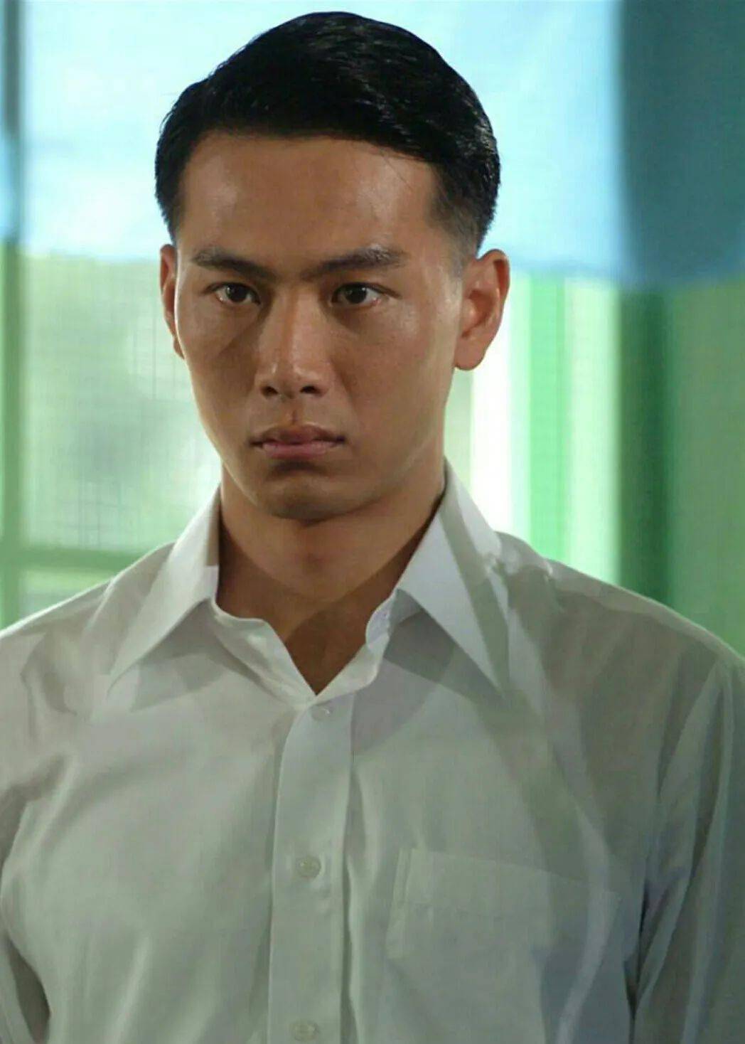 戚玉武扮演的陈锡,成为无数少女心中曾经的白月光.