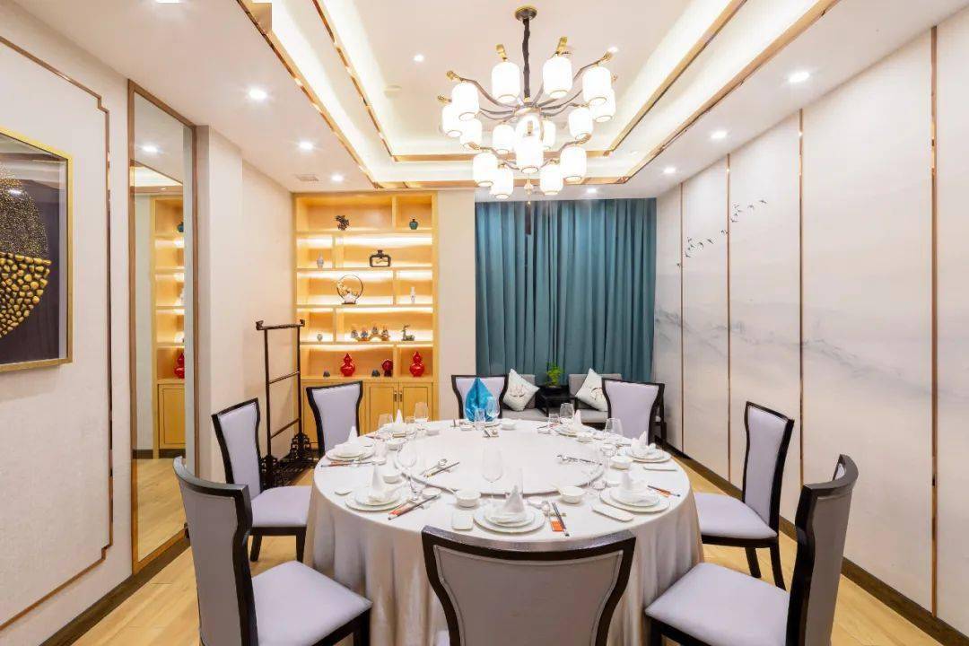 深藏在艺术馆边的隐秘私宴,扬州人追它到魔都来!