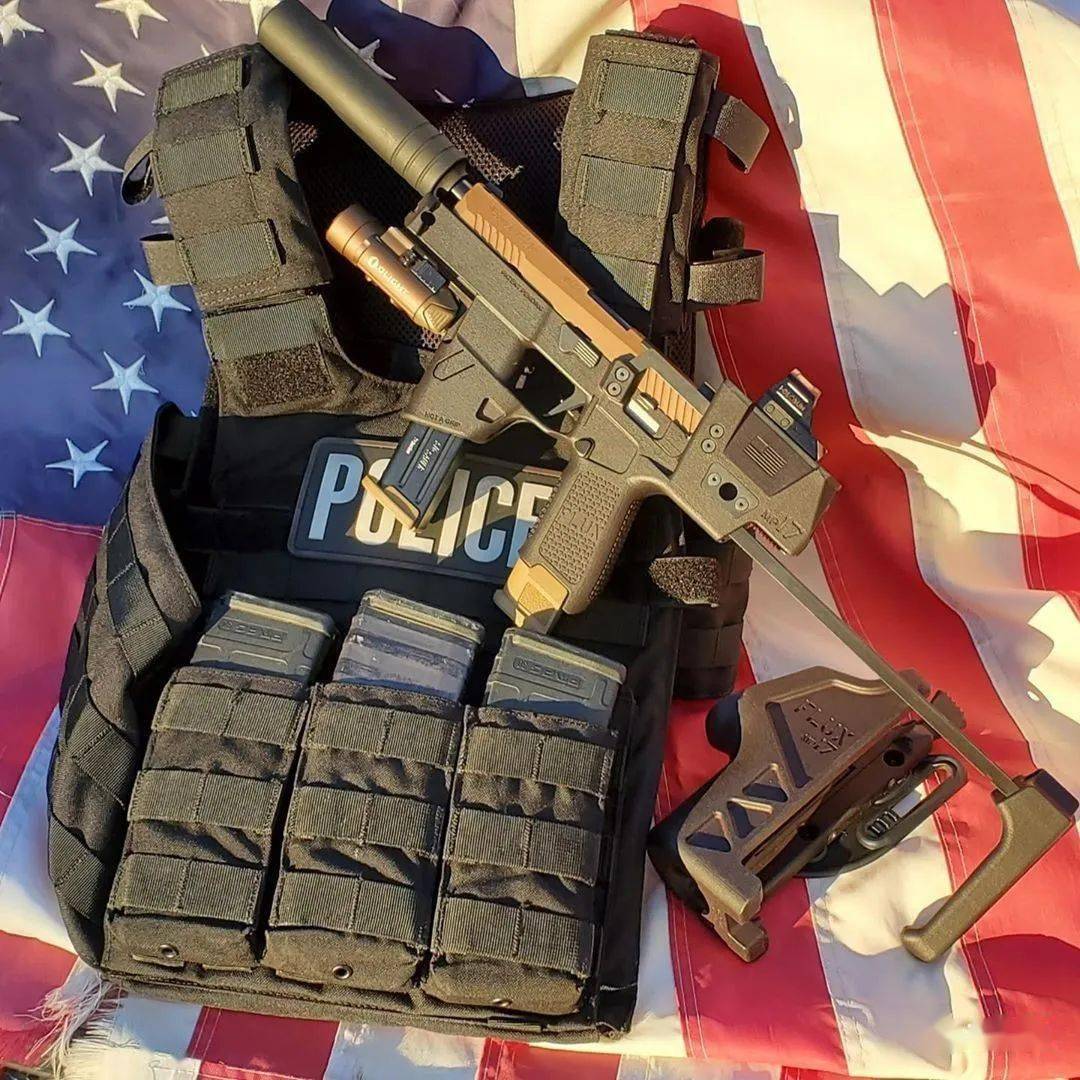 【给您的手枪增加个支点】flux defense公司产品图集