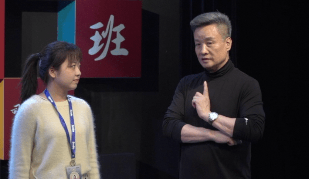大师班阎维文声乐教学如何克服上台唱歌紧张的问题