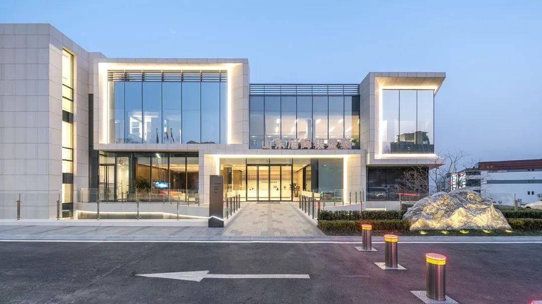 腾远创作|延展与镶嵌 ——山东旭辉银盛泰中心