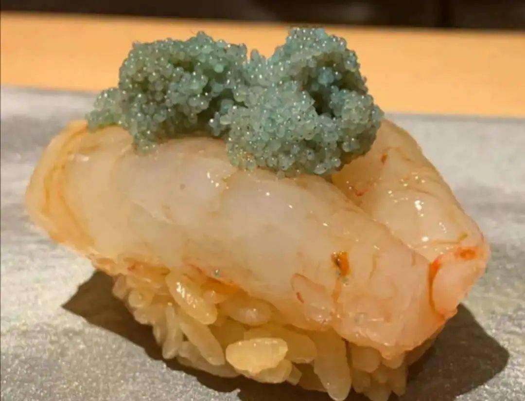 常见的寿司鲑鱼籽不是鱼子酱02因拥有盛产鲟鱼的里海,俄罗斯被认为是