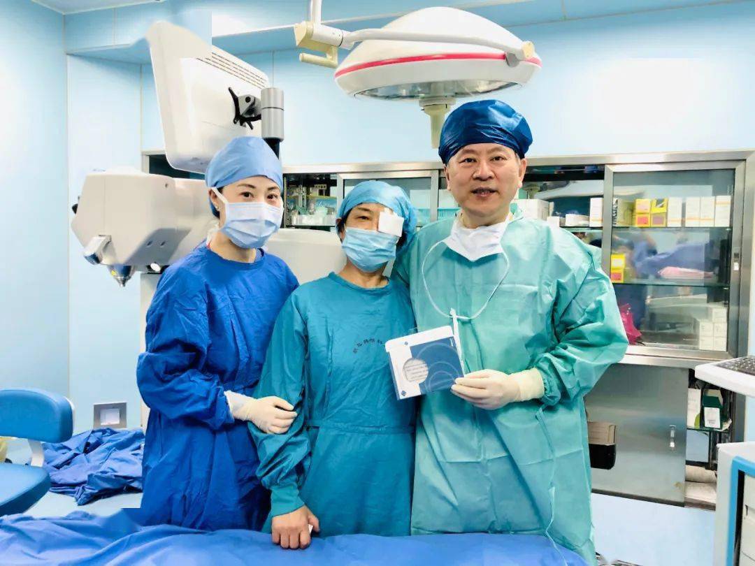 panoptix促进我国进入屈光白内障手术新时代卢奕教授专访