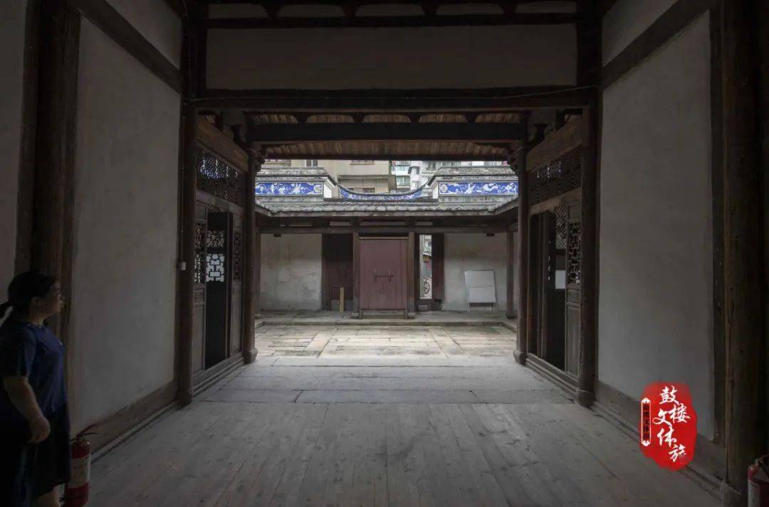 鼓楼九彩巷原来是这么来的!_方声洞