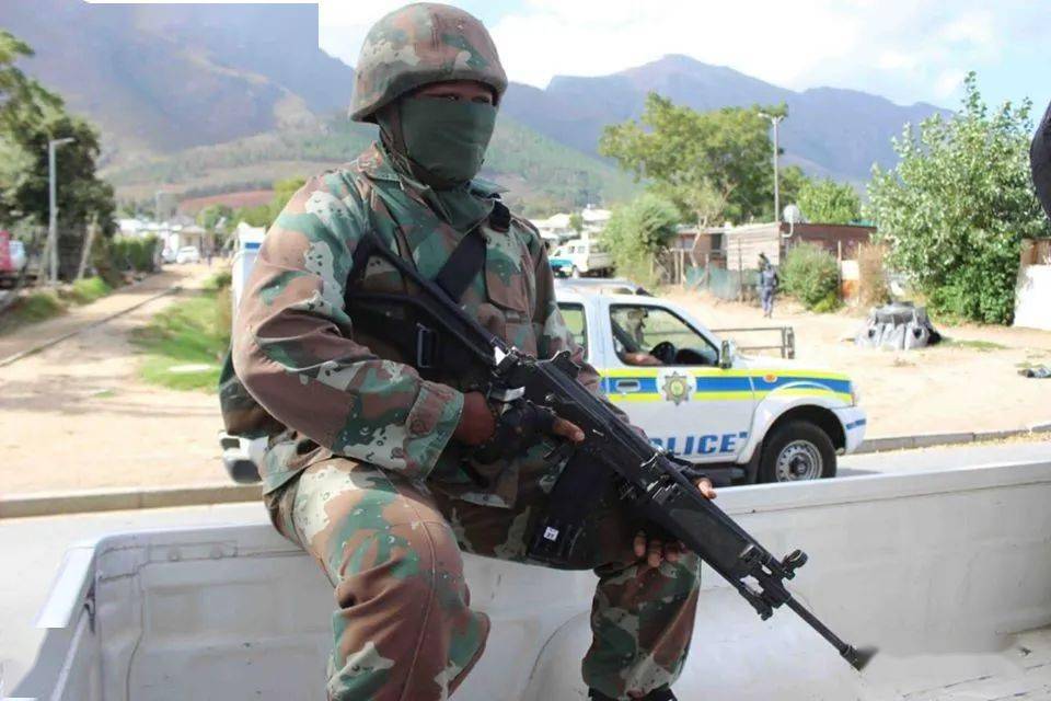 南非国防军士兵枪杀两兄弟被起诉