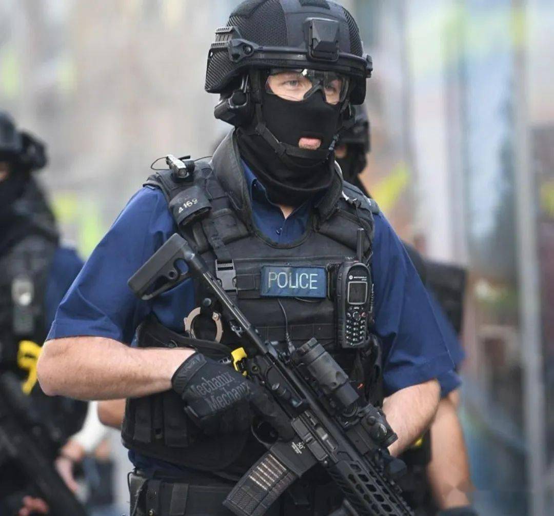 trojansdelta伦敦大都会警察厅特种枪械指挥部武装处突车arv