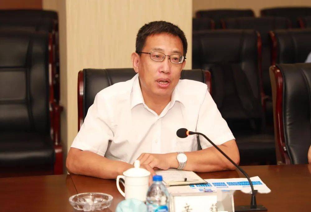 原子能公司董事长党委书记辛锋一行到核理化院调研指导工作