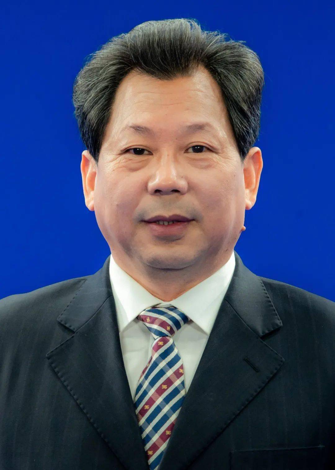 带来了深刻的启示;郑庆华教授的报告为我校落实好立德树人根本任务