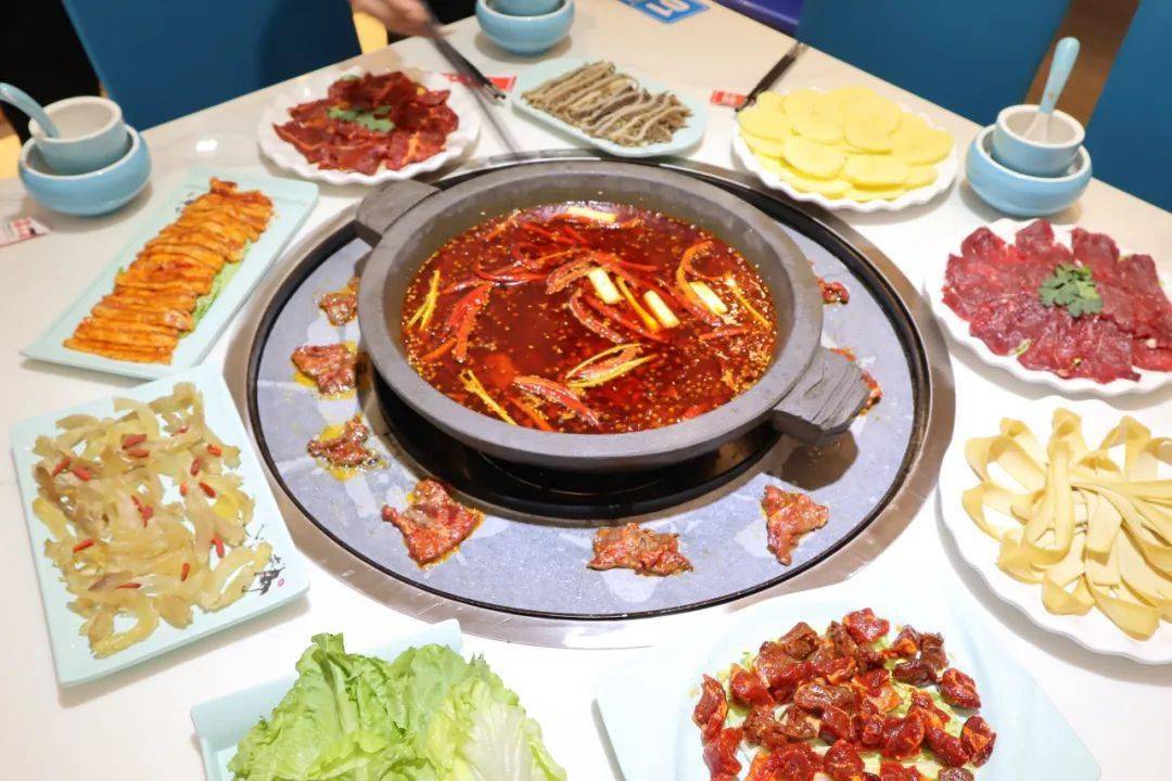 【火锅 烧烤可涮可烤!】抢购康巴拉牦牛火锅 , 超值美味套餐约起来!