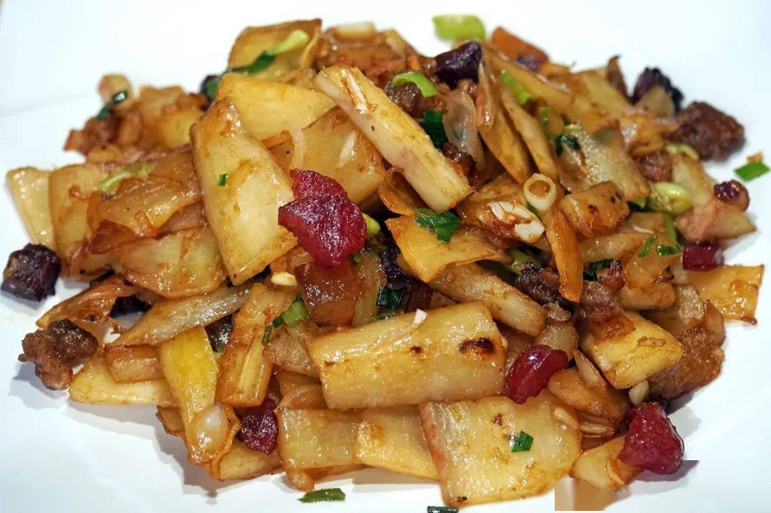 粤菜"云"聚 | 家的味道,就藏在"甘香腊味炒木薯"里!