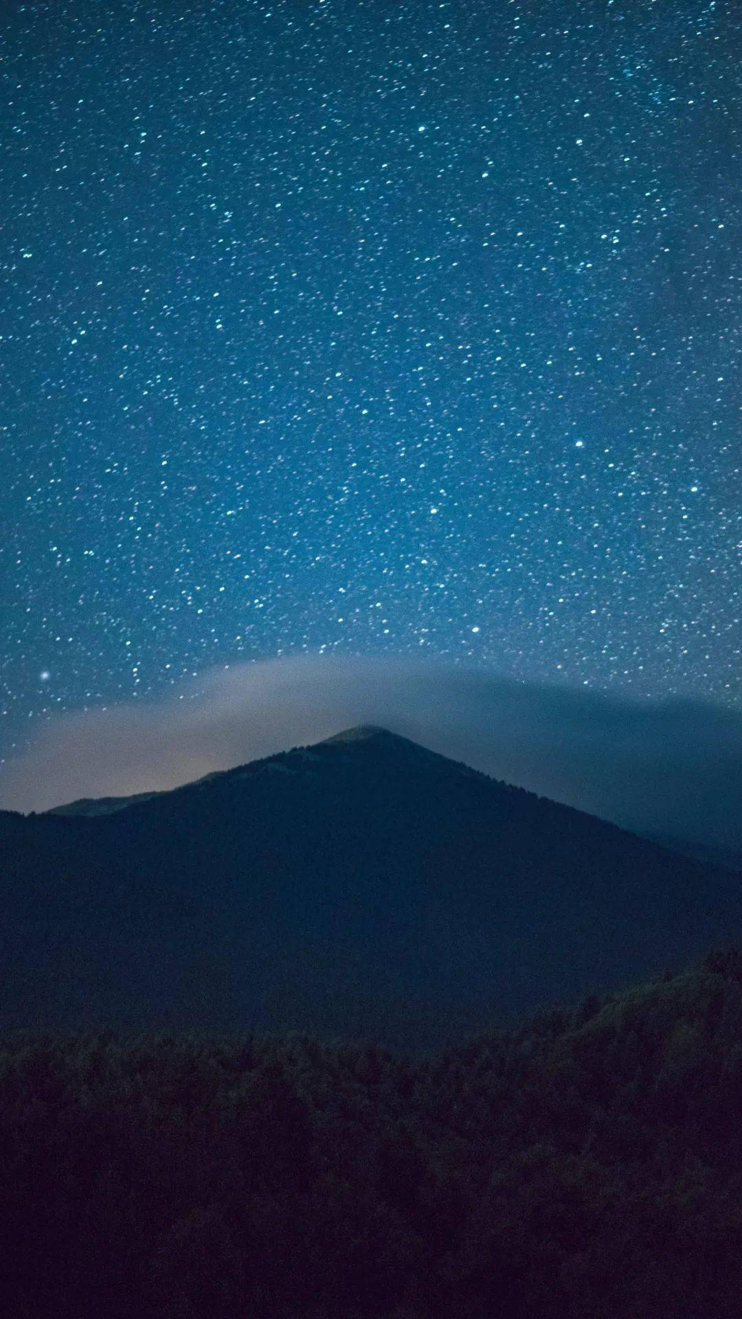 唯美星空壁纸孤独的宇航员壁纸