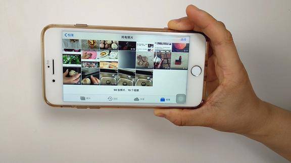 手机相册里这些照片一定要删除切记不要保存后悔知道的晚了