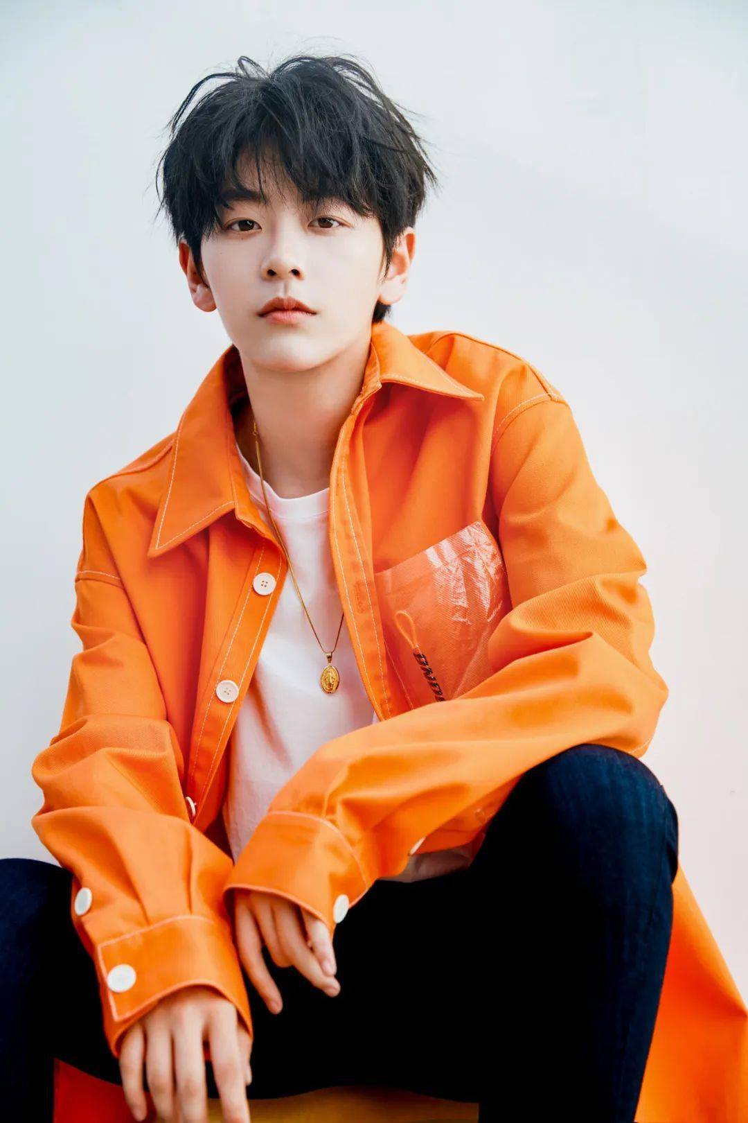 这位妹子长得比男生还帅,上学时很多男生追_刘梦