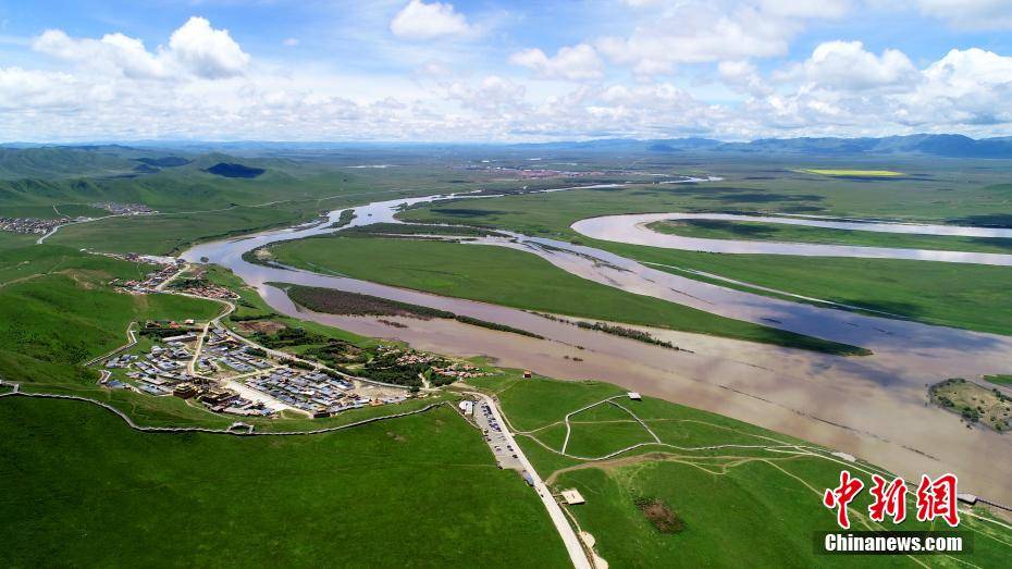 航拍黄河九曲第一湾