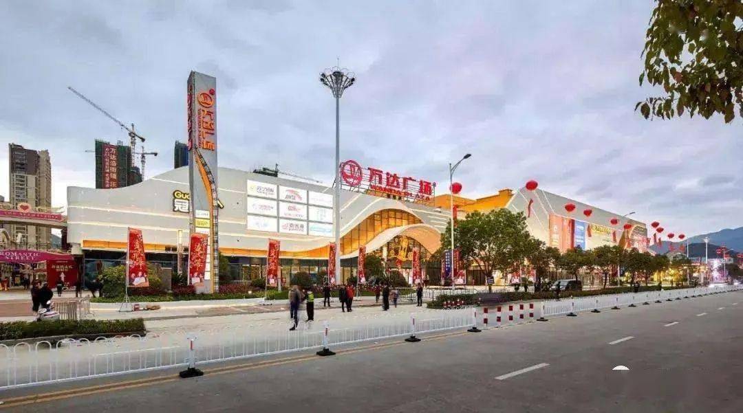 地点:安溪万达广场时间:2020 年 7 月 24日---25日分组情况福建三对三