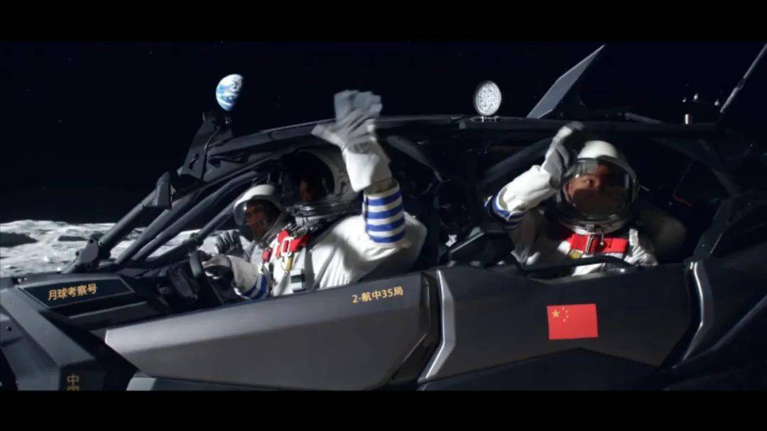 因此在本季《太空部队》的最后,美国宇航员们拿着扳手攻击了我方基地.