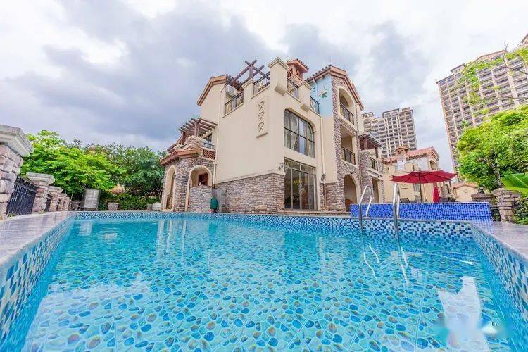 巽寮湾富力湾5房9床温泉泳池别墅