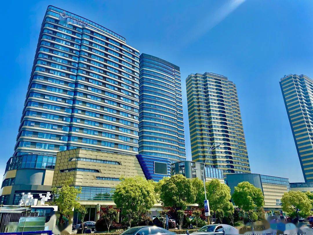 激动的心,颤抖的手