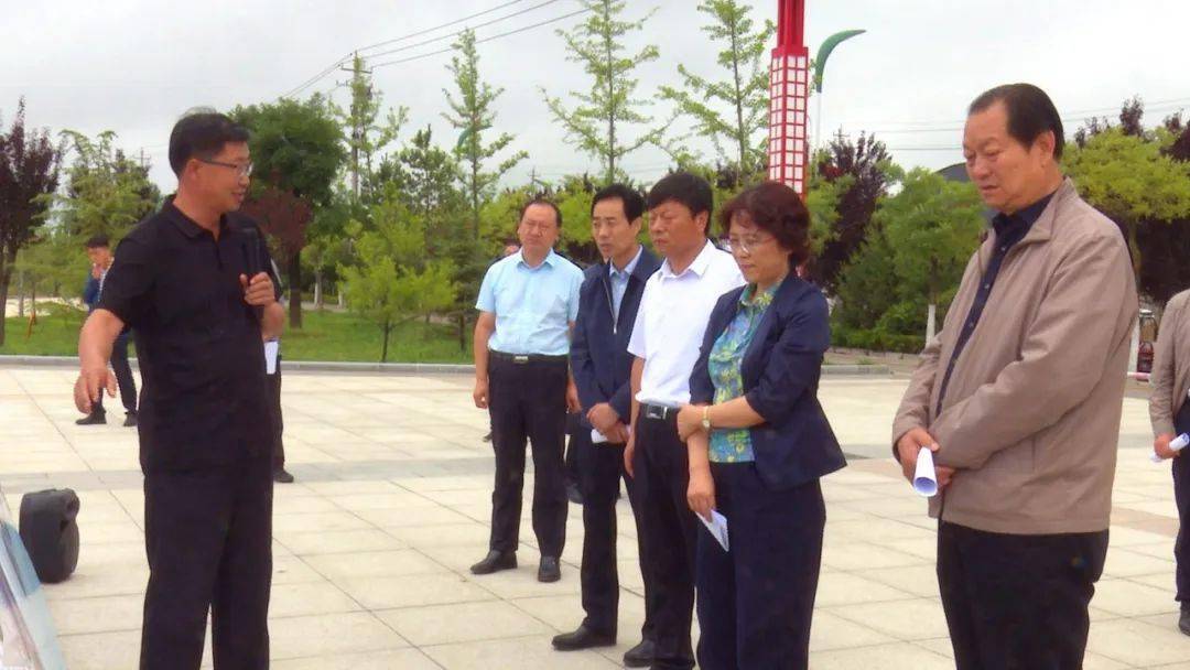 马琨来华亭专题调研市乡人大工作