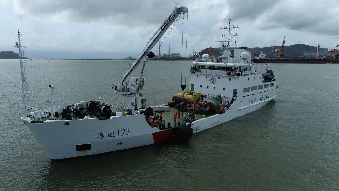 交通运输系统最大航标船列编广州