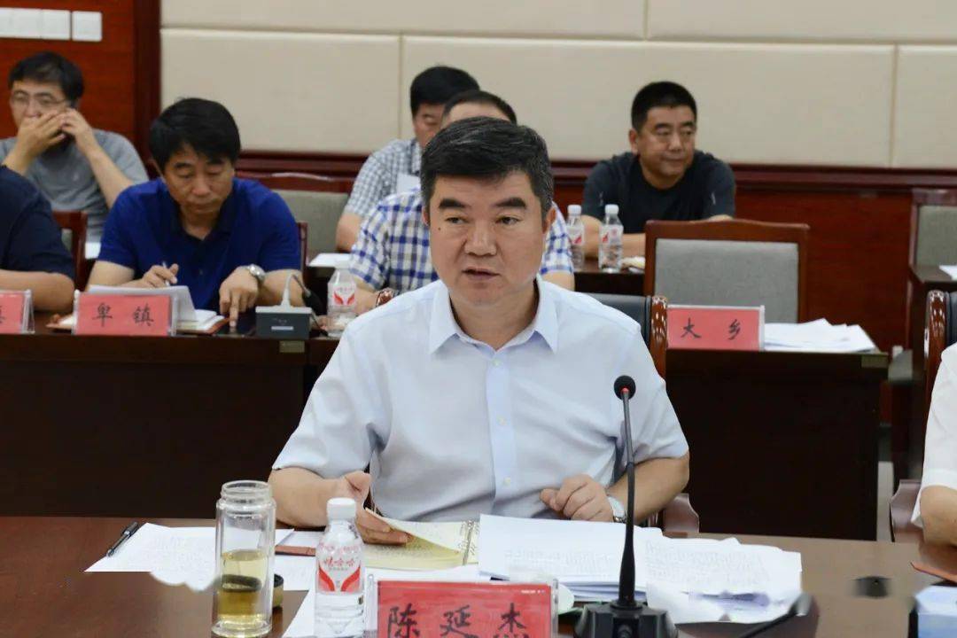 古冶区委副书记,区长陈延杰就下步文明城创建工作讲了三点意见:一